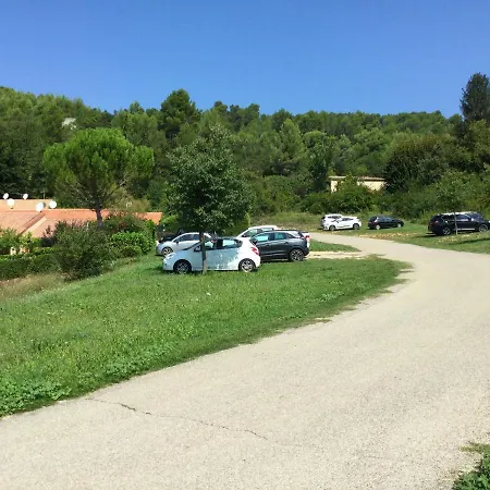 Hébergement de vacances Maison D'une Avec Piscine Partagee Et Jardin Clos A Martin De Bromes