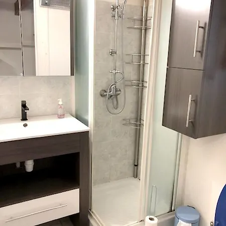 Hébergement de vacances Maison D'une Avec Piscine Partagee Et Jardin Clos A Martin De Bromes *